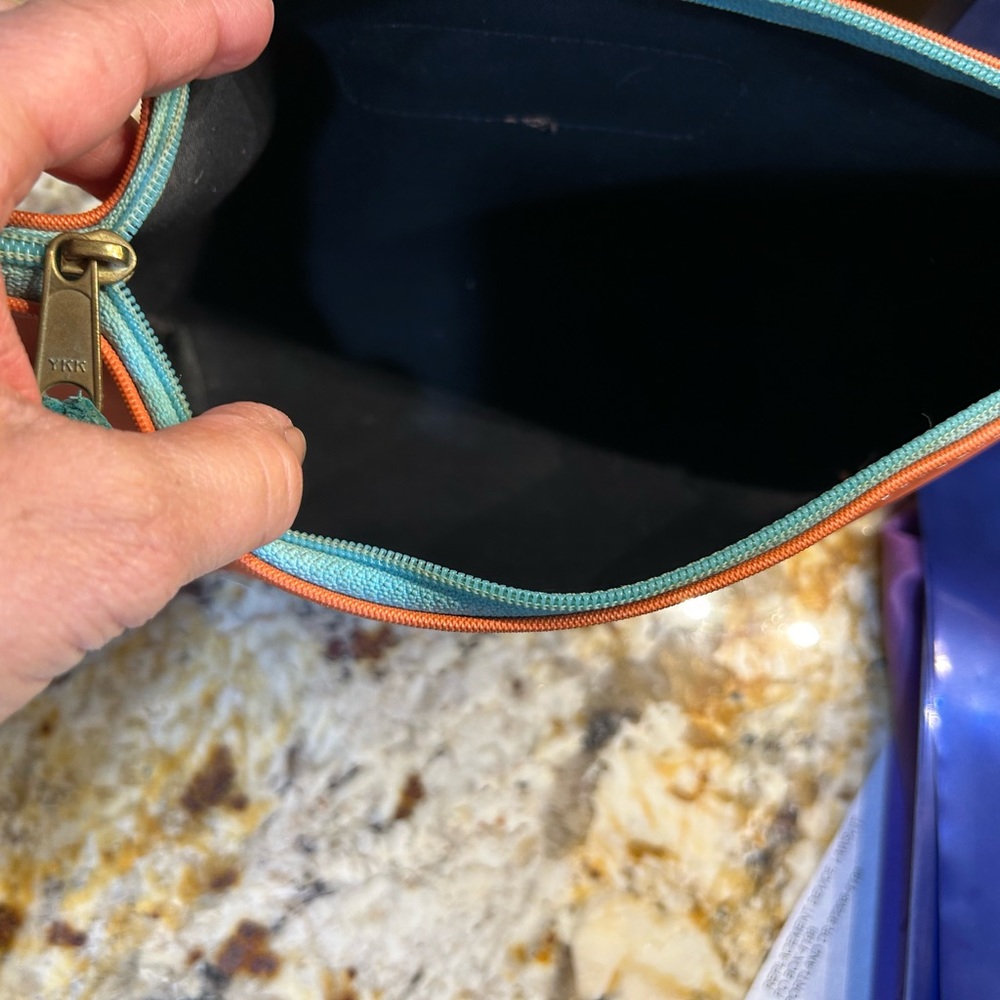 Jon Hart large/ grande makeup zipper pull bag with Crown details. - Picture 12 of 15